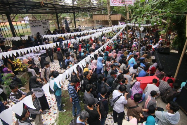 Keramaian di Kampung Buku Jogja 2017. (Foto: Twitter: @bukumojok)