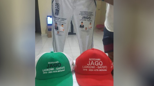 Celana dan Topi Jokowi-Gatot (Foto: Dok. Istimewa)