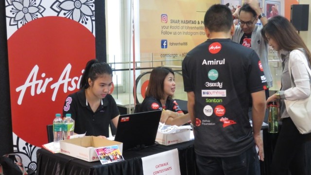 Peluncuran Buku oleh Dua Pilot AirAsia Foto: Yudhistira Amran Saleh/kumparan