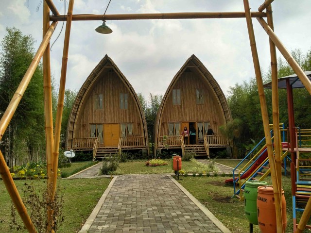 Riview Villa ChavaMinerva Bambu