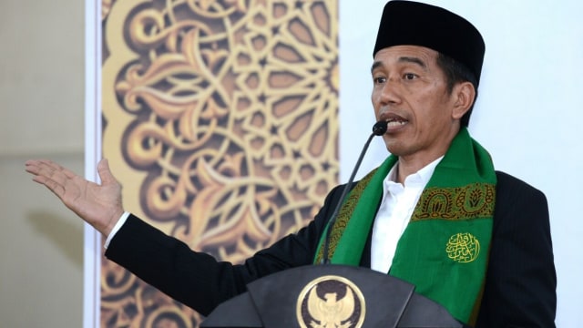 Jokowi di Pesantren Al-Amien, Tegal. (Foto: Biro Setpres)