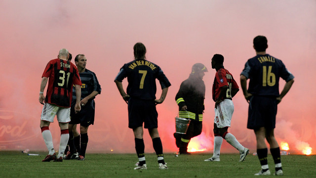 Suasana Derby Milan tahun 2005. (Foto: AFP/Filippo Monteforte)