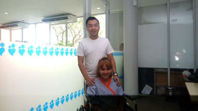 Winda Viska dan Suami di RSIA Kemang Medical Care (Foto: Yurika Kencana/kumparan)