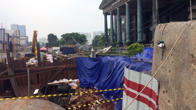 Tanah Amblas di Depan Menara Saidah (Foto: Kelik Wahyu Nugroho/kumparan)