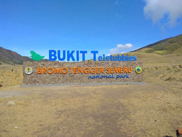 Pro Kontra Tugu Gunung Bromo (1)