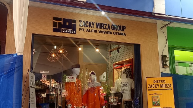 Distro Baju Muslim Ustaz Zacky Mirza (Foto: DN Mustika Sari/kumparan)