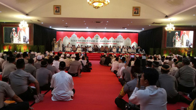 Zikir dan doa bersama ulama se-DKI (Foto: Jihad Akbar/kumparan)