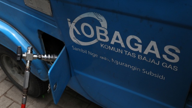 Pengisian bahan bakar gas. (Foto: Fanny Kusumawardhani/kumparan)