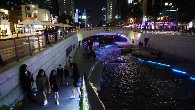 Sungai Cheonggyecheon, Korea Selatan (Foto: Aditia Noviansyah/kumparan)