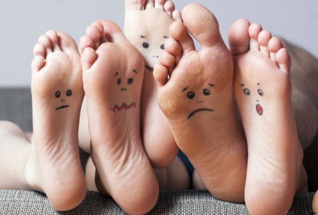 10 Cara Hilangkan Bau Kaki