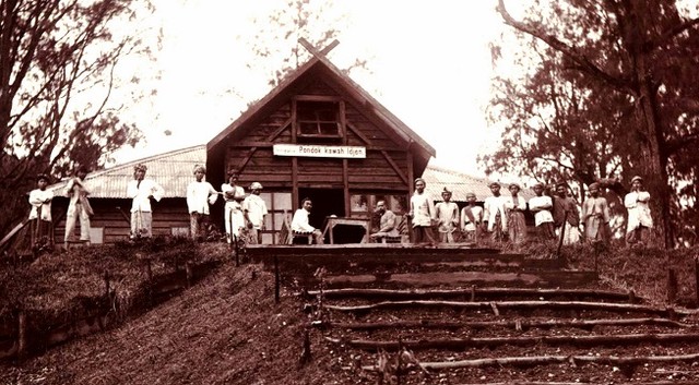 Menilik Sejarah Gunung Ijen (1)