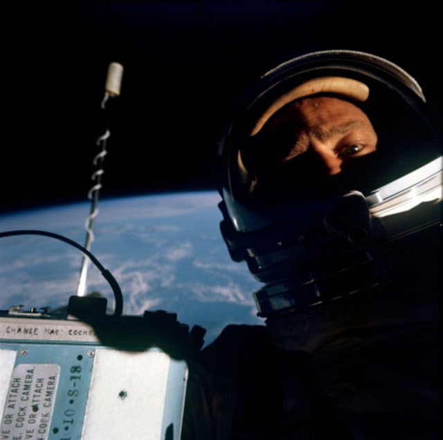 Selfie Terkeren Sebelum Adanya Smartphone (4)