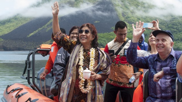 Susi Pudjiastuti dan Dubes AS Donovan (Foto: Antara/Embong Salampessy)