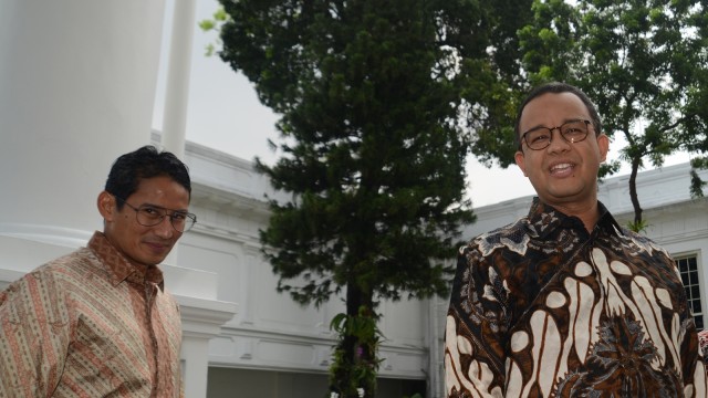 Anies Baswedan dan Sandiaga Uno (Foto: Antara/Rosa Panggabean)