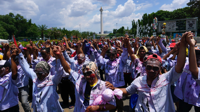 Unjuk rasa buruh Pertamina. (Foto: Aditia Noviansyah/kumparan)