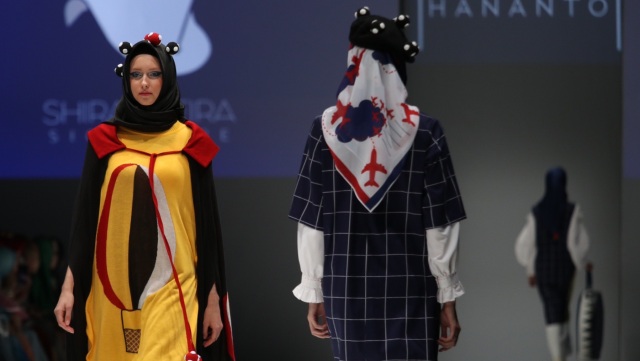Koleksi terbaru Hannie Hananto di JFW 2018 (Foto: Fanny Kusumawardhani/kumparan)