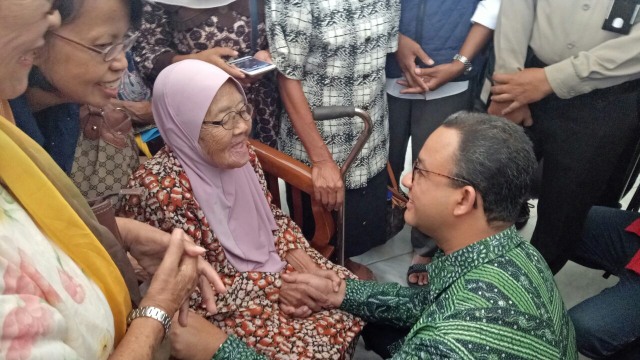 Anies Baswedan menemui 47 orang warga Bukit Duri (Foto: Nabilla Fatiara/kumparan)