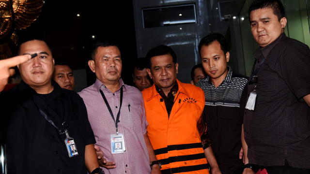 Bupati Nganjuk Taufiqurrahman di KPK. (Foto: Akbar Nugroho Gumay/Antara)