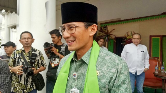 Sandiaga Uno di Pusat Kebudayaan Betawi (Foto: Nadia Jovita Injilia Riso/kumparan)