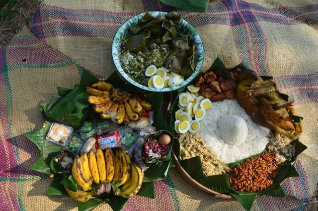 APA ITU UPACARA KEBO KETAN DI NGAWI ?  (2)
