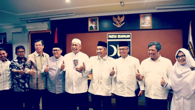 Deddy Mizwar silaturahmi ke PKS (Foto: Instagram/@deddy_mizwar)