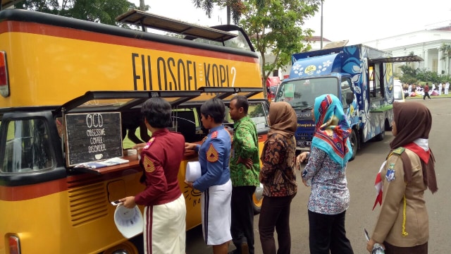 Rela Antre Cicipi Filosofi Kopi (Foto: Kevin Kurnianto/kumparan)