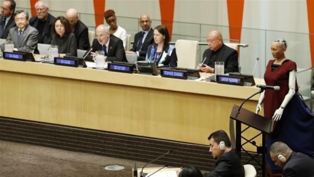 Robot Sophia berbicara di PBB (Foto: ANTARA News/ Xinhua)