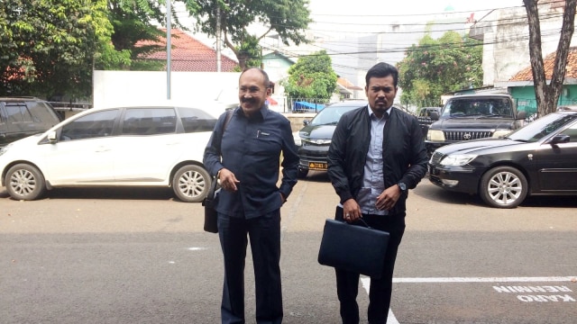 Fredrich Yunadi ke Bareskrim Polri (Foto: Kelik Wahyu/kumparan)