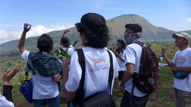 5 Barang yang Harus Dibawa Kalau Kamu Liburan Ke Sembalun (1)