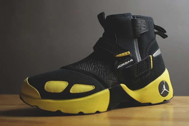 Best Sneaker November minggu 1 (9)