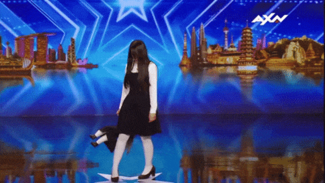 The Sacred Riana (Foto: Youtube/Asia's Got Talent)