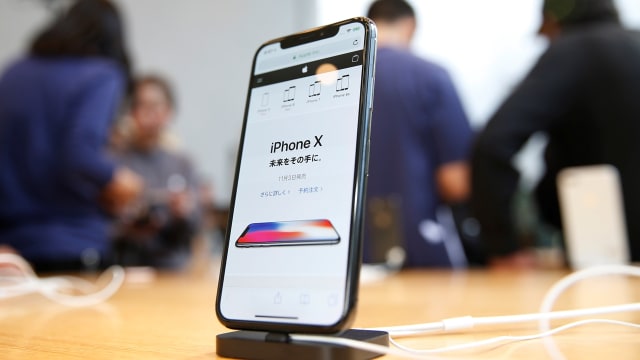iPhone X. Foto: Toru Hanai/Reuters