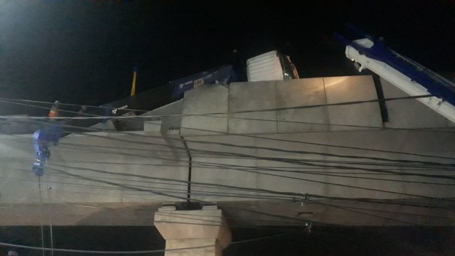 Cor beton MRT jatuh. (Foto: Dok. Istimewa)