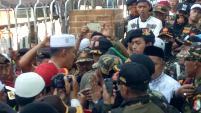 Ustadz Felix Siauw Ditentang Barisan NU Bangil, Apa Alasannya… (1)