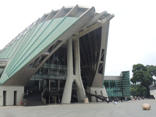 Kurangnya Perawatan Bangunan Taman Ismail Marzuki