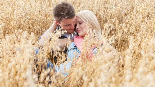 Ilustrasi pasangan yang romantis. (Foto: Thinkstock)