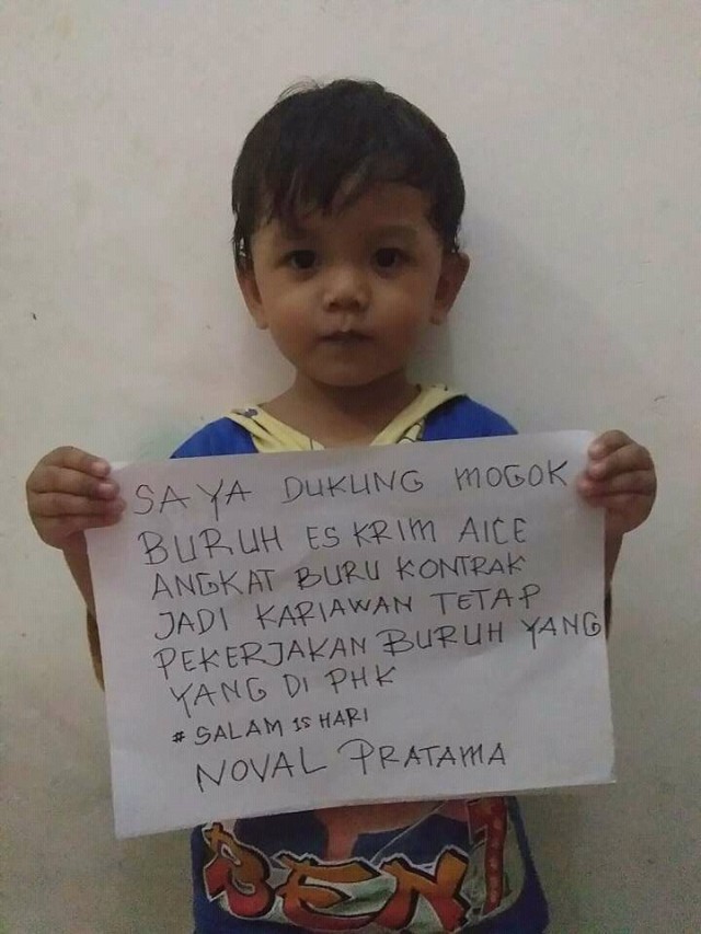 Dukungan untuk Buruh Aice (Foto: twitter @pembebasanbdg)