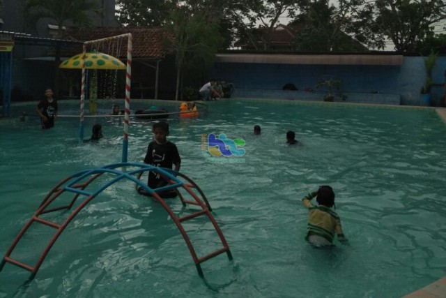 Bocah Kelas 1 SD Tewas Tenggelam di Kolam Renang (1)