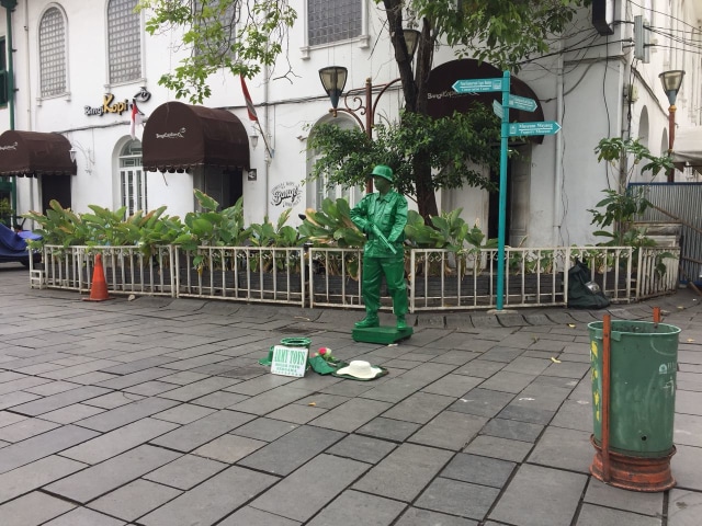 Rizal sang Tentara Kota Tua (2)