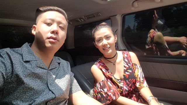Rey Utami dan suami (Foto: Instagram @reyutami)