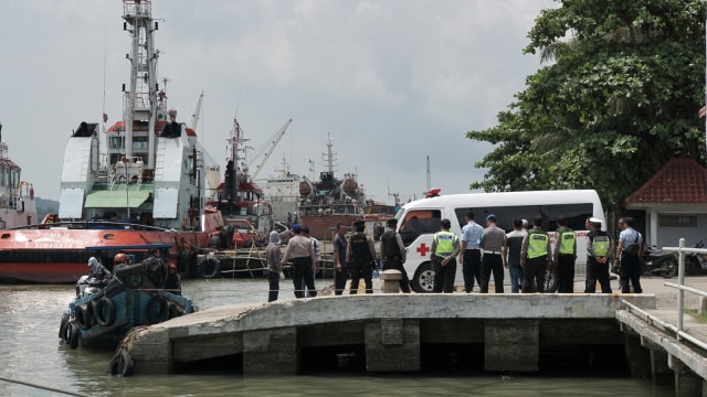 Penyidikan bentrok napi Nusakambangan (Foto: Antara/Idhad Zakaria)