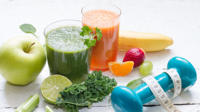 Menerapkan pola makan sehat. (Foto: Thinkstock)