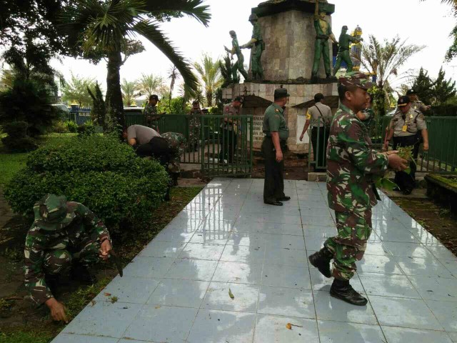 Kodim 0406/MLM Bersihkan Museum Perjuangan Subkoss Garuda 
Lubuklinggau