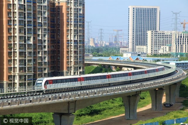 Naik Kereta Magnet di Shanghai, Jarak 30 Km Cuma 8 Menit (12)