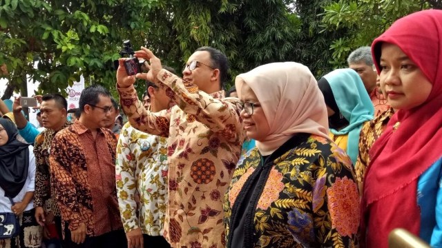 Anies beserta istri tiba di Pulau Pramuka (Foto: Nadia Riso/kumparan)