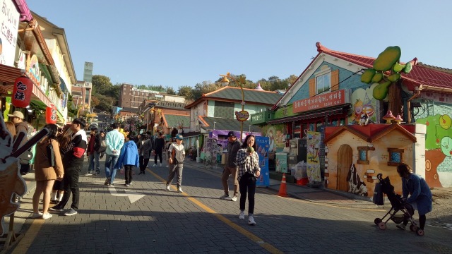 Korean Fairy Tale Village, Incheon (Foto: Intan Kemala Sari/kumparan)
