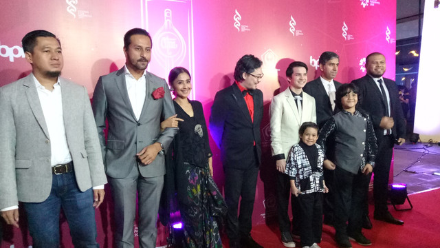 Rombongan 'Pengabdi Setan' di red carpet FFI (Foto: Regina Kunthi/kumparan)