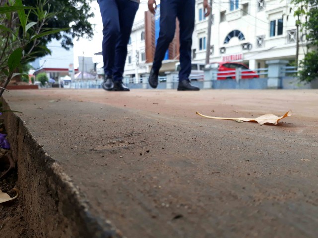 Trotoarku, Trotoarmu Juga