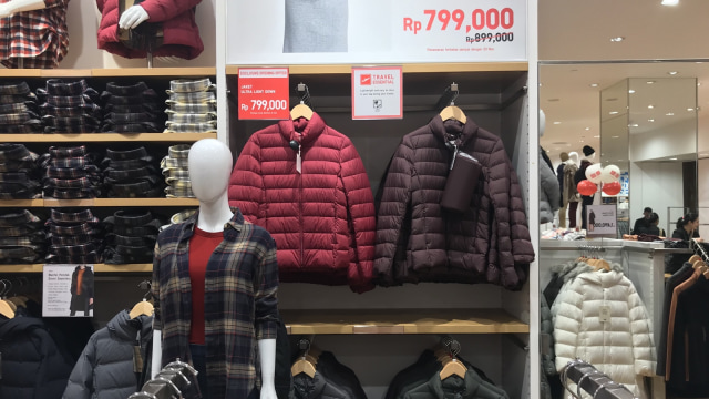 Gerai baru Uniqlo di Lippo Mal Puri. (Foto: Stephanie Elia/kumparan)