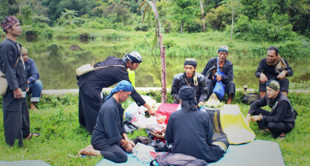 Ritual Tradisi Rebo Wekasan di Kabupaten Sukabumi (1)